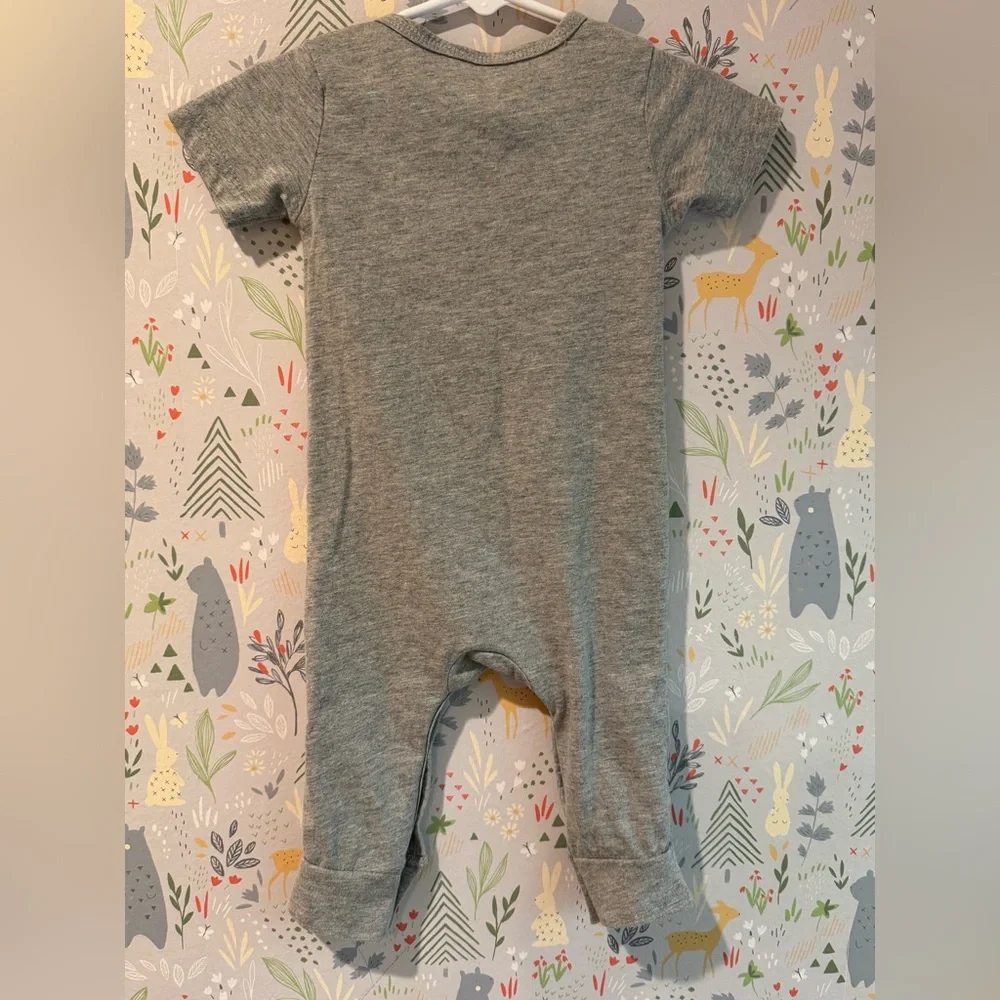 Disney Baby Mickey Mouse “It’s My Birthday” One Piece Romper Size 12 Months - Picture 9 of 9